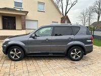 gebraucht Ssangyong Rexton 2.0 TD 4WD+Leder+Navi+SSD+AHK+7 Sitze+