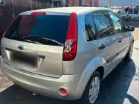 Usata Ford Fiesta 95 CV (69 kW) 2006 Argento Utilitaria