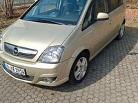Gebraucht Opel Meriva Selection 105 PS (77 kW) 2010 Gold Van / Kleinbus