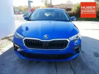 Neu Skoda Scala Selection 116 PS (85 kW) 2025 Raceblau metallic Kleinwagen
