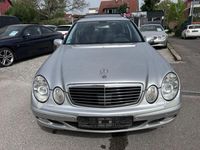 Gebraucht Mercedes E270 177 PS (130 kW) 2003 Silber Kombi