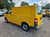 Gebraucht VW T5 84 PS (61 kW) 2015 Ginstergelb r1032 Van
