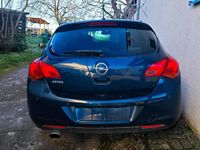 Gebraucht Opel Astra 116 PS (85 kW) 2011 Blau Limousine
