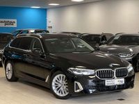 Gebraucht BMW 520 190 PS (139 kW) 2023 Schwarz ii/bonnet fluid black Kombi