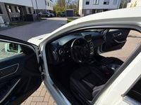 Gebraucht Mercedes A160 102 PS (75 kW) 2016 Weiß Limousine