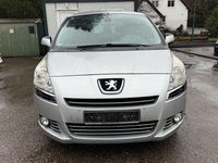 Gebraucht Peugeot 5008 Active 150 PS (110 kW) 2012 Silber Van / Kleinbus