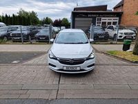 Gebraucht Opel Astra 136 PS (100 kW) 2016 Schneeweiss/summitwhite/arctic Kombi