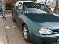 Gebraucht VW Golf IV 75 PS (55 kW) 2002 Grün Kleinwagen