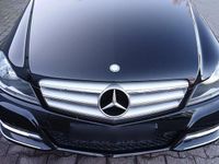 Gebraucht Mercedes C180 Avantgarde 156 PS (114 kW) 2012 Schwarz Kombi