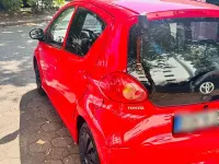 Gebraucht Toyota Aygo 68 PS (50 kW) 2007 Rot Kleinwagen