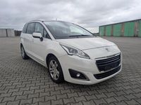 Gebraucht Peugeot 5008 150 PS (110 kW) 2016 Weiß Van / Kleinbus