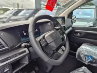 Neu Citroën Spacetourer 179 PS (131 kW) 2026 Grün Van / Kleinbus