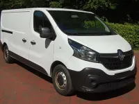 Usado Renault Trafic Komfort 145 CV (106 kW) 2021 Blanco Monovolumen