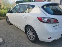 Gebraucht Mazda 3 Center-Line 105 PS (77 kW) 2012 Weiß Limousine