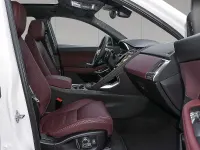 Używany Jaguar E-Pace R-Dynamic 253 KM (186 kW) 2024 Biały SUV