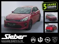 Używany Kia Rio Vision 101 KM (74 kW) 2022 Czerwony Hatchback