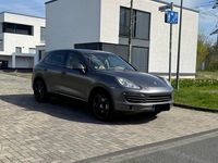 Gebraucht Porsche Cayenne 400 PS (294 kW) 2012 Grau SUV