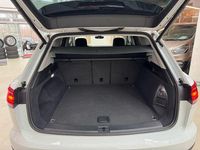 Gebraucht VW Touareg 231 PS (169 kW) 2022 Pure white SUV