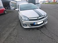 Gebraucht Opel Astra GTC 105 PS (77 kW) 2006 Silber Coupé
