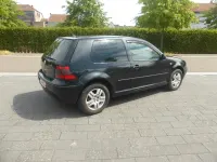 Gebraucht VW Golf IV 100 PS (73 kW) 1998 Schwarz Kleinwagen