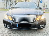 Gebraucht Mercedes E250 204 PS (150 kW) 2011 Schwarz Limousine