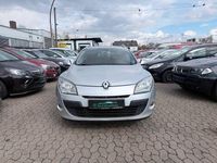 Gebraucht Renault Mégane III Dynamique 110 PS (80 kW) 2011 Silber Limousine