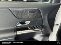 Gebraucht Mercedes GLA220 Night 190 PS (139 kW) 2024 Unilack polarweiß SUV