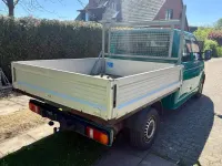 Second-hand VW Transporter 102 CP (75 kW) 2007 Verde Van