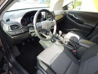 gebraucht Hyundai i30 Kombi 1.5 *viel Platz, Bluetooth, Audiostreaming*