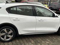 Usata Ford Focus Active 125 CV (91 kW) 2019 Bianco Berlina