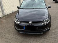 Second-hand VW Polo Comfortline 75 CP (55 kW) 2015 Negru Berlinǎ