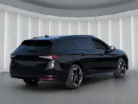 Neu Skoda Superb SportLine 193 PS (141 kW) 2026 Schwarz Kombi