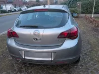 Gebraucht Opel Astra 179 PS (131 kW) 2011 Silber Limousine