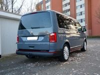 Gebraucht VW T6 150 PS (110 kW) 2016 Grau Van
