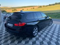 Gebraucht BMW 520 Comfort Edition 184 PS (135 kW) 2013 Schwarz Kombi
