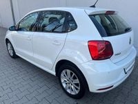 Gebraucht VW Polo Comfortline 75 PS (55 kW) 2015 Weiß Limousine