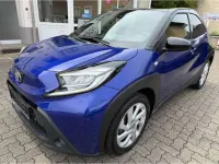 Gebraucht Toyota Aygo X Pulse 72 PS (52 kW) 2022 Juniper blue / black mica (metallic) SUV