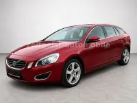 Gebraucht Volvo V60 Summum 163 PS (119 kW) 2010 Rot Kombi