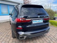 Gebraucht BMW X7 400 PS (294 kW) 2020 Carbonschwarz metallic SUV
