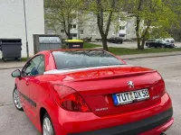 Gebraucht Peugeot 207 CC 120 PS (88 kW) 2013 Rot Cabrio