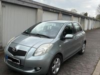 Gebraucht Toyota Yaris 87 PS (63 kW) 2005 Grau Kleinwagen