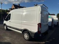 Usado Ford Transit 170 HP (125 kW) 2017 Branco Monovolume