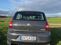 Second-hand VW Fox 54 CP (39 kW) 2005 Gri Hatchback