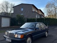 Gebraucht Mercedes 190 109 PS (80 kW) 1993 Blau Limousine