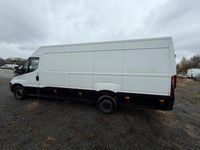 Gebraucht Iveco Daily 126 PS (92 kW) 2016 Weiß Van / Kleinbus