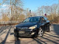 Gebraucht Opel Astra 140 PS (102 kW) 2011 Schwarz Kombi