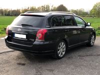 gebraucht Toyota Avensis Combi 2,0-l-D-4D Team