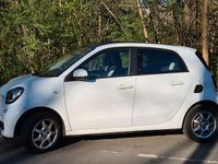 Gebraucht Smart ForFour Passion 71 PS (52 kW) 2015 Weiß Kleinwagen