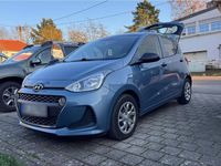 Gebraucht Hyundai i10 Trend 67 PS (49 kW) 2017 Blau Kleinwagen