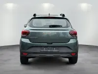 Gebraucht Dacia Sandero Extreme 110 PS (80 kW) 2024 Zedern grün Kleinwagen